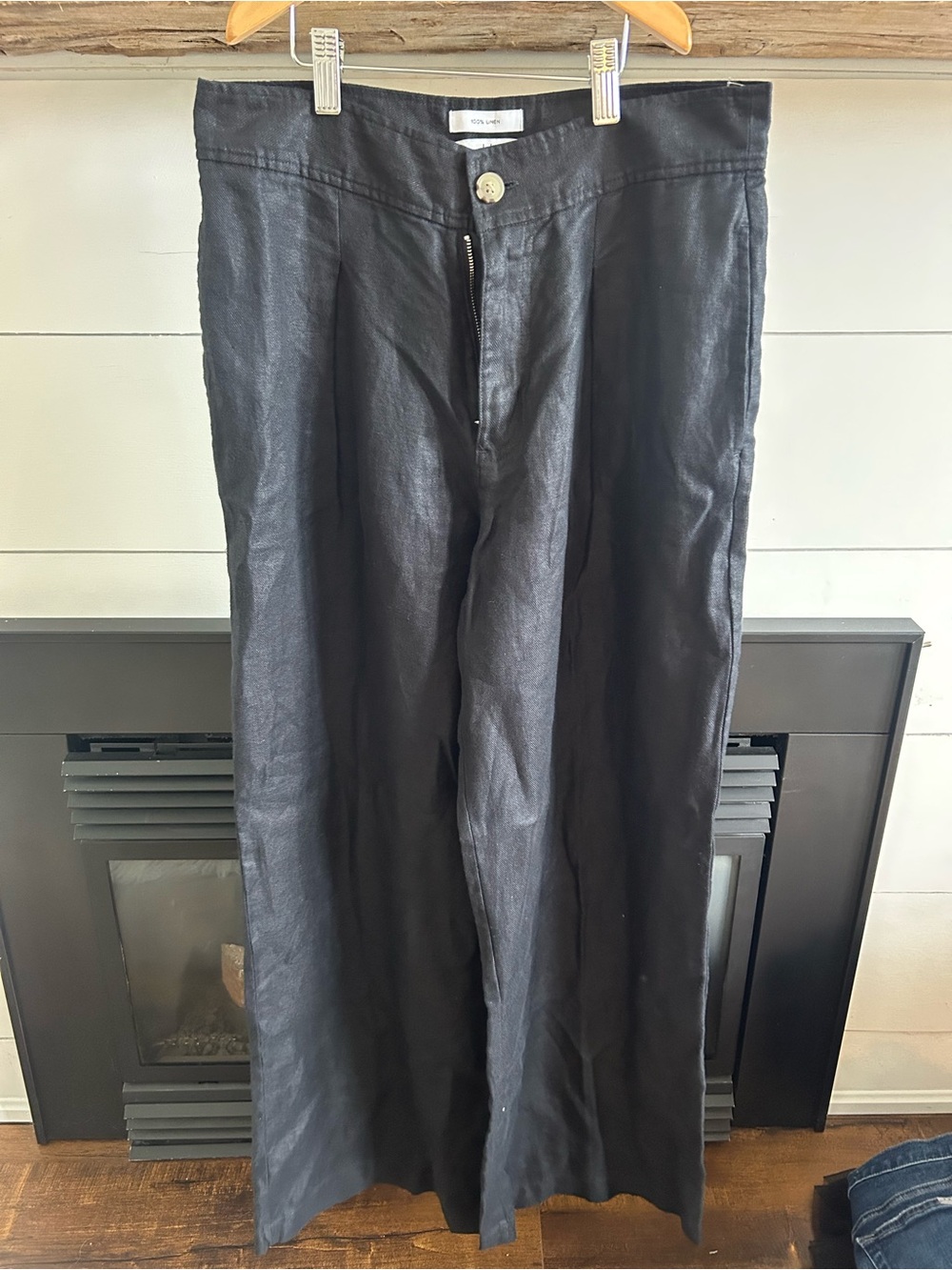Halston Black Wide-Leg 100% Linen Trouser